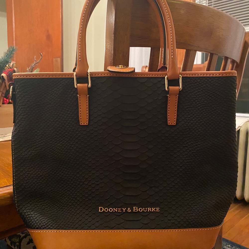 Dooney & Bourke Handbag